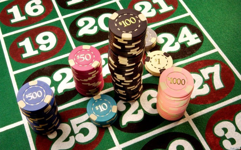 robintogell live dealer table interface with blackjack game